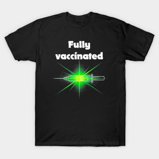 fully vaccinated w syringe - for dark backgrounds T-Shirt